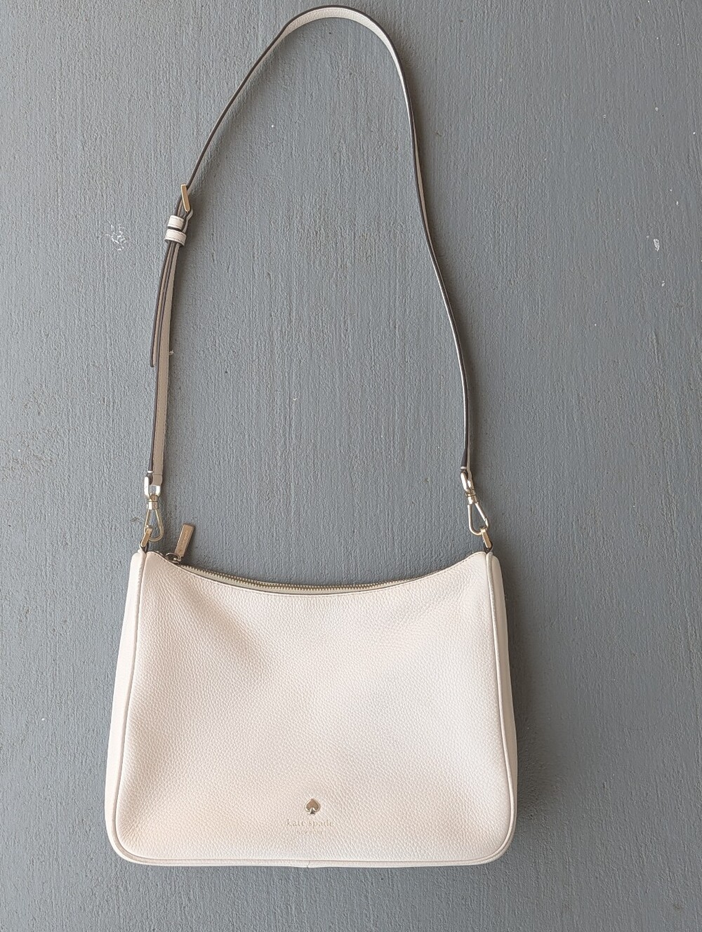 Kate Spade New York White Pebbled Leather Shoulder Bag Purse